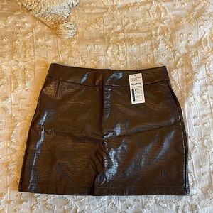 faux leather croc mini skirt